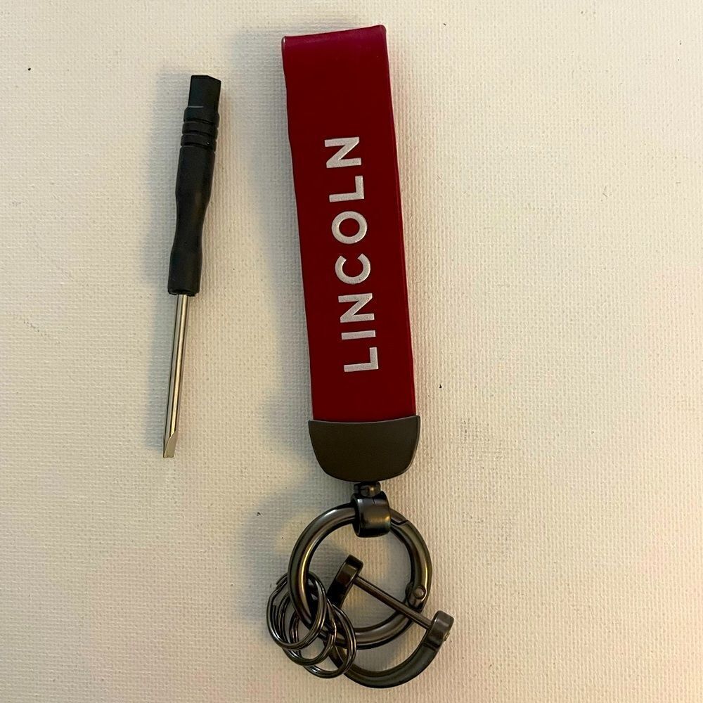 Lincoln leather key fob keychain in Red with Silver NWT